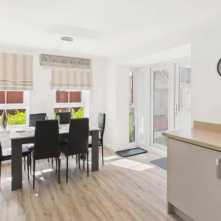 Host & - Orient House Semesterbostad *